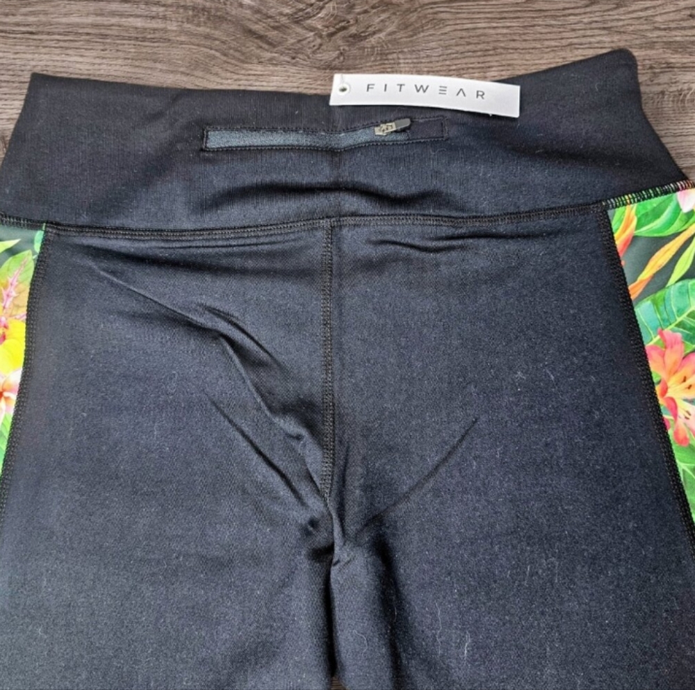 FITWEAR NEW ZEALAND TROPICAL FLORAL LEGGINGS - Picture 3 of 4